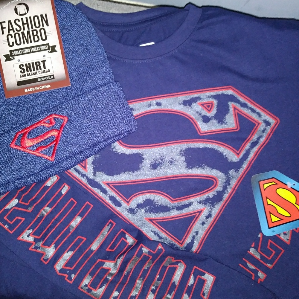Superman T-shirt & Beanie